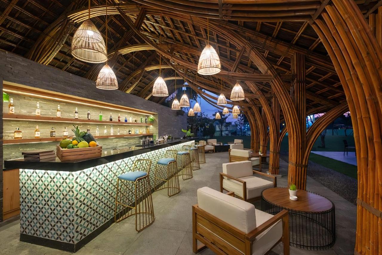 Carinae Danang Hotel Kültér fotó